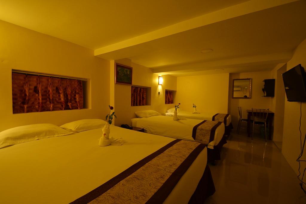 Family Treasure Yangon Hotel Exterior photo