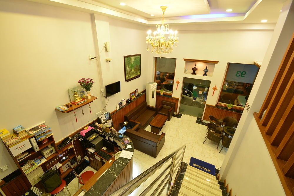 Family Treasure Yangon Hotel Exterior photo